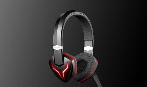 Win11插入耳机声音还是外放怎么解决？