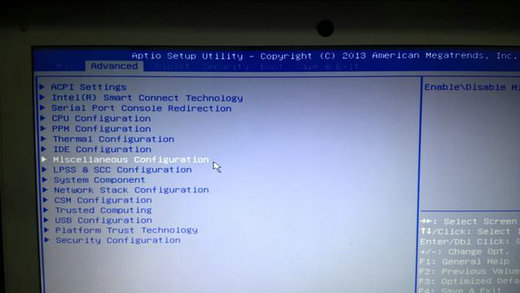 Win10电脑开机后一直卡在logo不转圈怎么解决？