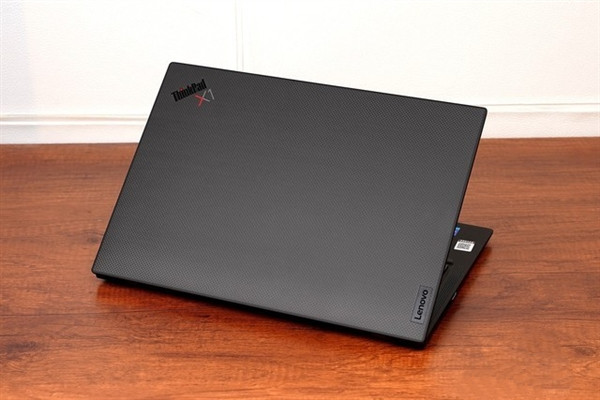 联想ThinkPad X1 Carbon 2022评测 商务办公笔记本电脑推荐