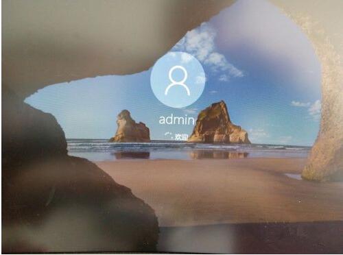 Win10系统一直循环登录界面怎么办？