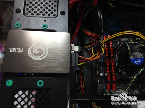 固态硬盘安装,小编教你怎么安装固态硬盘