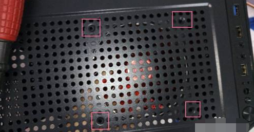 安装电脑散热风扇的图文教程