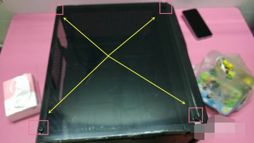 安装电脑散热风扇的图文教程