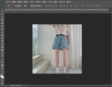 如何使用Ps制作长腿特效？Ps制作长腿特效的教程分享