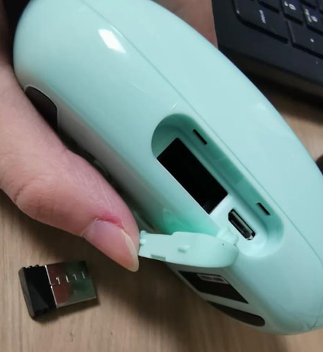 无线鼠标连接电脑笔记本的操作教程